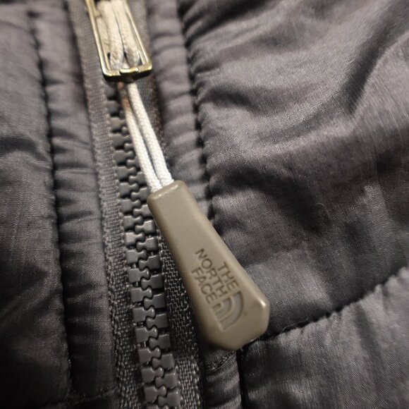 The North Face ThermoBall Jacket Men’s Large Gray/Black Lightweight Warm Outdoor - Picture 5 of 16